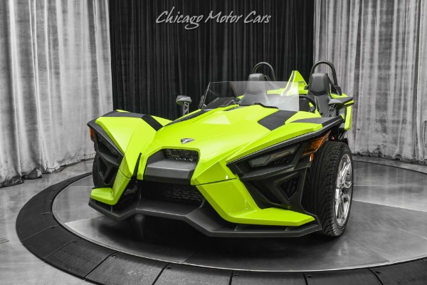 Used 2023 Polaris Slingshot SL AutoDrive Roadster-ONLY 24 MILES!-Neon Lime-Rockford Fosgate Audio for sale Sold at Chicago Motor Cars in West Chicago IL 60185 2