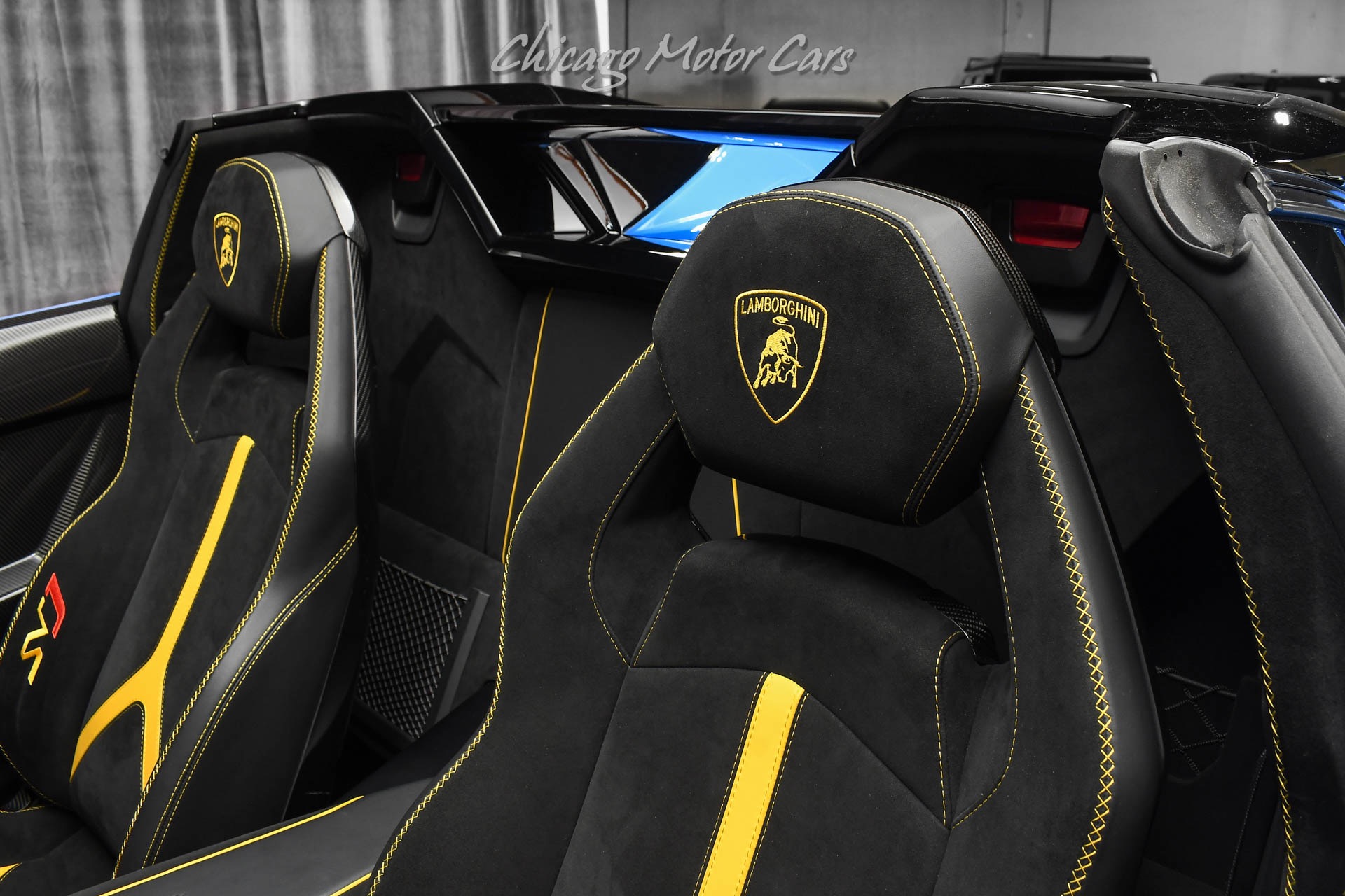 Used-2021-Lamborghini-Aventador-LP770-4-SVJ-Roadster-RARE-Blu-Nila-Paint-Electric-Heated-Seats