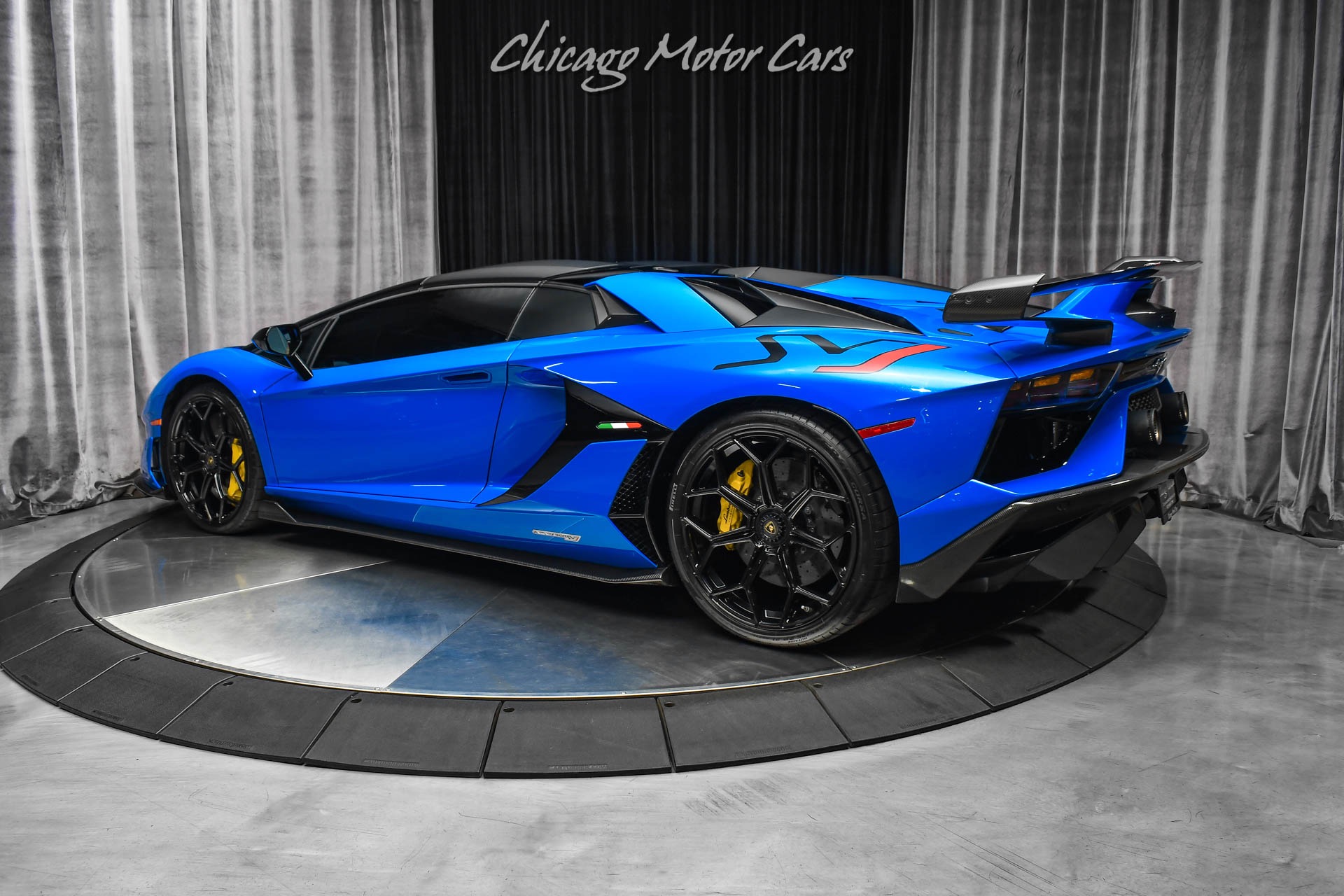 Used-2021-Lamborghini-Aventador-LP770-4-SVJ-Roadster-RARE-Blu-Nila-Paint-Electric-Heated-Seats