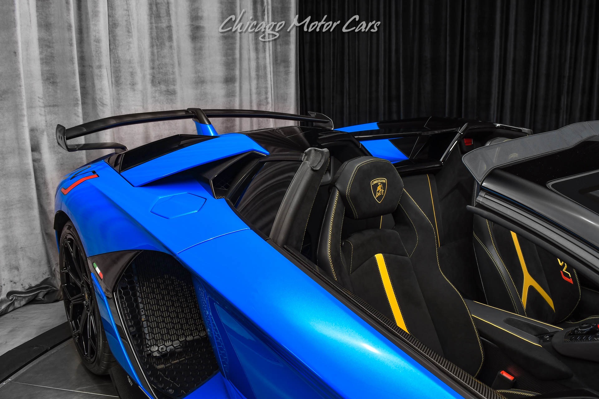 Used-2021-Lamborghini-Aventador-LP770-4-SVJ-Roadster-RARE-Blu-Nila-Paint-Electric-Heated-Seats