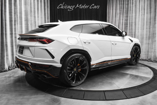 Used 2022 Lamborghini Urus SUV B&O 3D Audio! HOT Color Combo! Style Pkg! Taigete Wheels! Comfort Seats for sale Sold at Chicago Motor Cars in West Chicago IL 60185 5