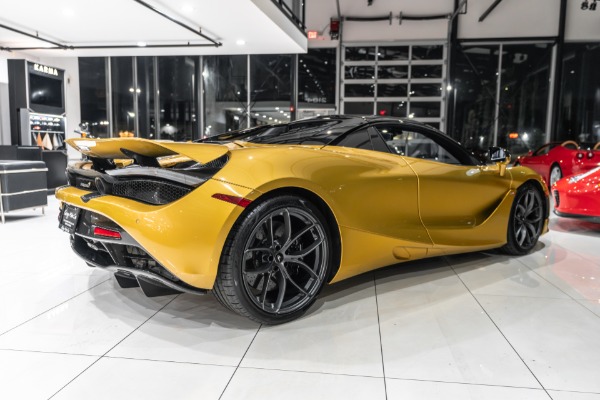 Used 2019 McLaren 720S Spider Luxury Exterior Carbon Fiber Pkg! Electrochomic Roof! Just Serviced! for sale Sold at Chicago Motor Cars in West Chicago IL 60185 5