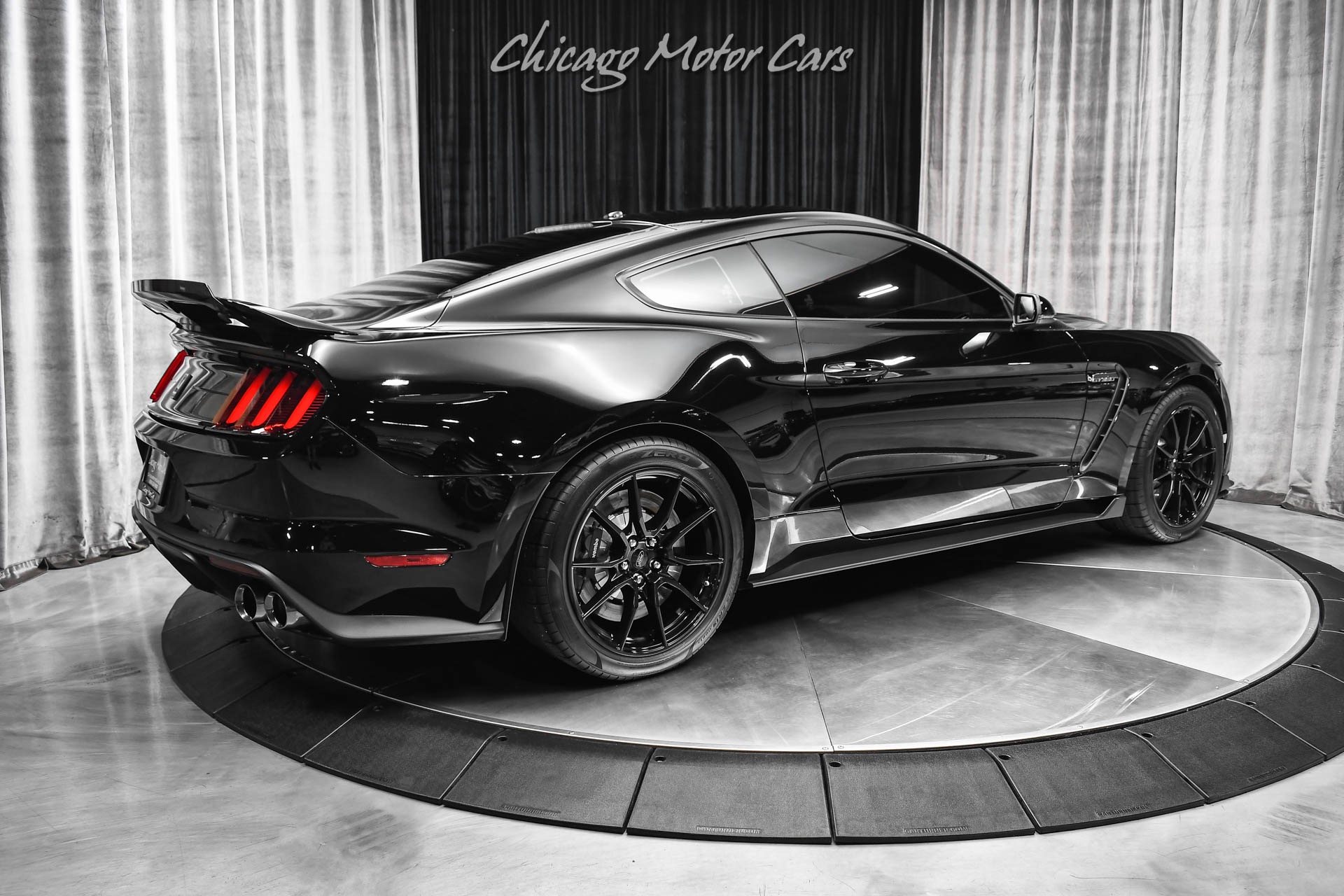 Used-2019-Ford-Mustang-Shelby-GT350-Only-8k-Miles-Electronics-Package-Completely-Stock