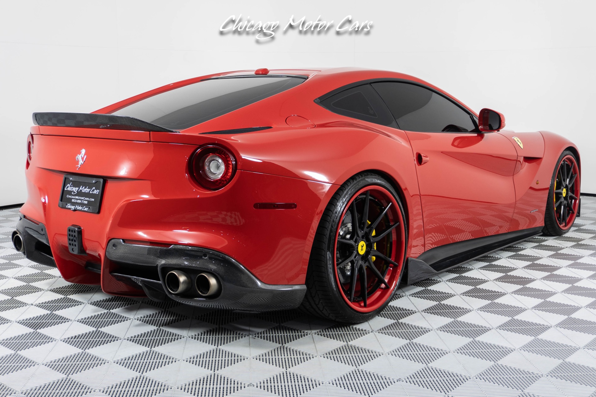 Used-2017-Ferrari-F12-berlinetta-NOVITEC-WHEELS---SPRINGS-Carbon-Fiber-HIGHLY-DESIRED-FACTORY-OPTIONS