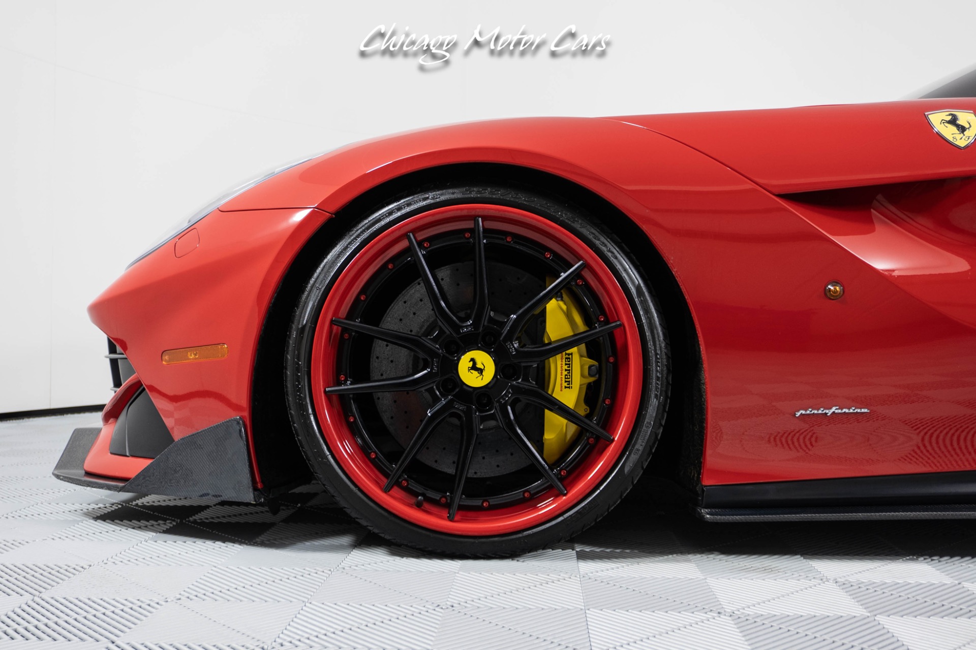 Used-2017-Ferrari-F12-berlinetta-NOVITEC-WHEELS---SPRINGS-Carbon-Fiber-HIGHLY-DESIRED-FACTORY-OPTIONS