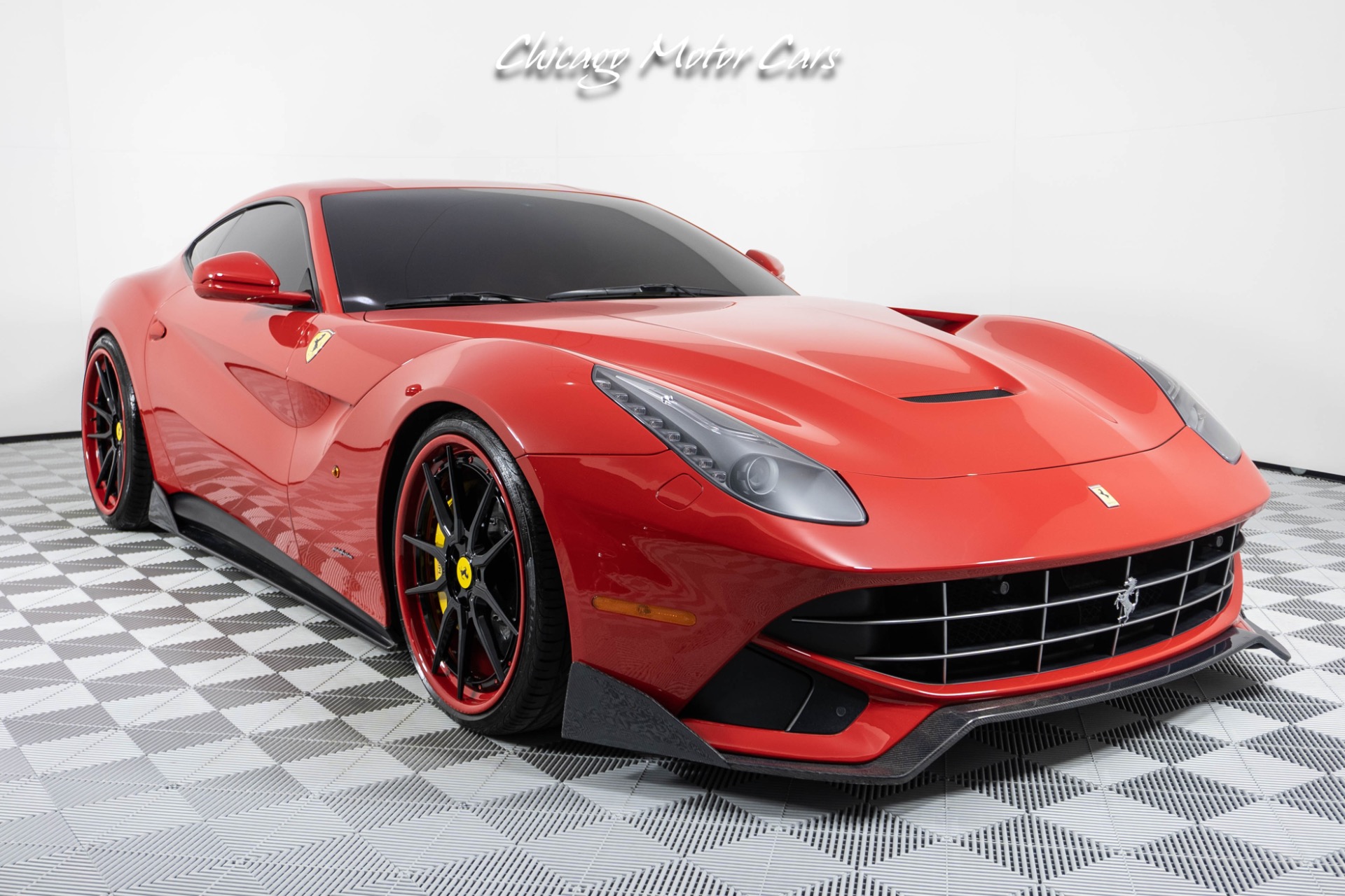 Used-2017-Ferrari-F12-berlinetta-NOVITEC-WHEELS---SPRINGS-Carbon-Fiber-HIGHLY-DESIRED-FACTORY-OPTIONS