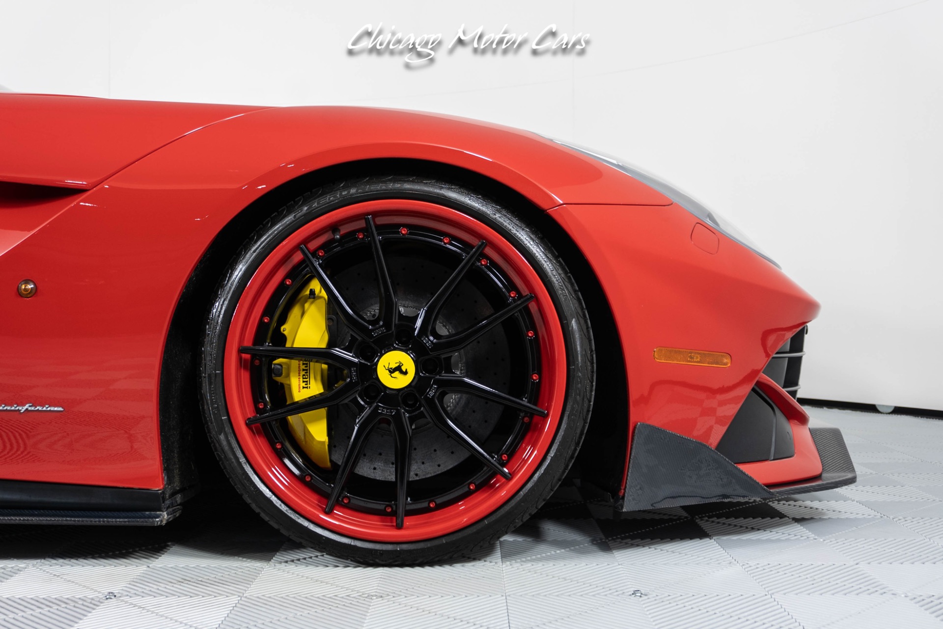 Used-2017-Ferrari-F12-berlinetta-NOVITEC-WHEELS---SPRINGS-Carbon-Fiber-HIGHLY-DESIRED-FACTORY-OPTIONS