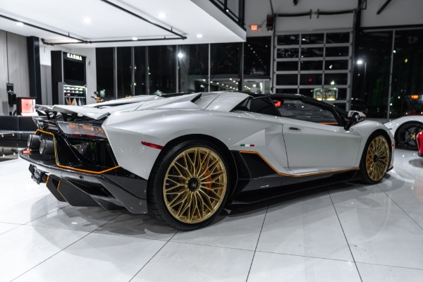 Used 2022 Lamborghini Aventador LP780-4 Ultimae Roadster Balloon White! Insane Spec Carbon Fiber 248 Miles! for sale Sold at Chicago Motor Cars in West Chicago IL 60185 5