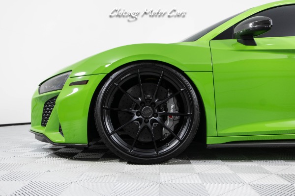 Used 2020 Audi R8 V10 Performance Coupe! Tons of Carbon Fiber! 1 of 7 in  Kyalami Green! VR Forged Wheels! for sale Sold at Chicago Motor Cars in West Chicago IL 60185 3