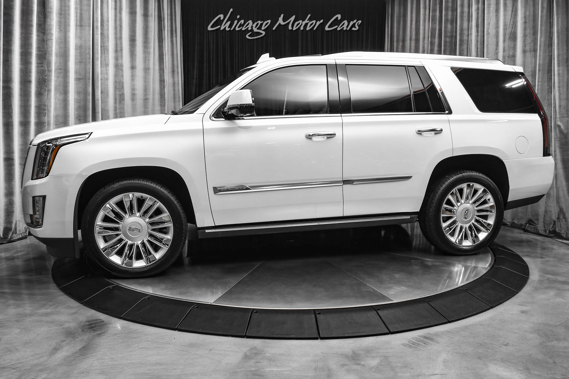 Used 2016 Cadillac Escalade Platinum HENNESSEY #26 SUPERCHARGED ! 650HPE PACKAGE! MAGNAFLOW EXHAUST! RE for sale Sold at Chicago Motor Cars in West Chicago IL 60185 1