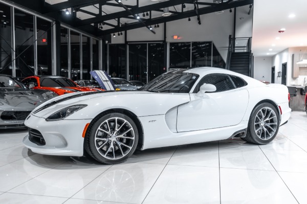 Used 2014 Dodge SRT Viper Coupe ONLY 2K Miles! 21H Package! Racing Stripes! Collector Quality! for sale Sold at Chicago Motor Cars in West Chicago IL 60185 2