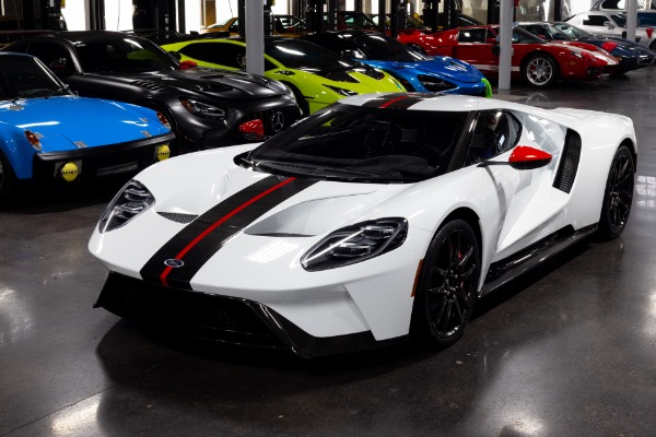 Used-2020-Ford-GT-RARE-Frozen-White-Ext-Carbon-Pkg-Carbon-Graphics-PKG-ONLY-500-Miles