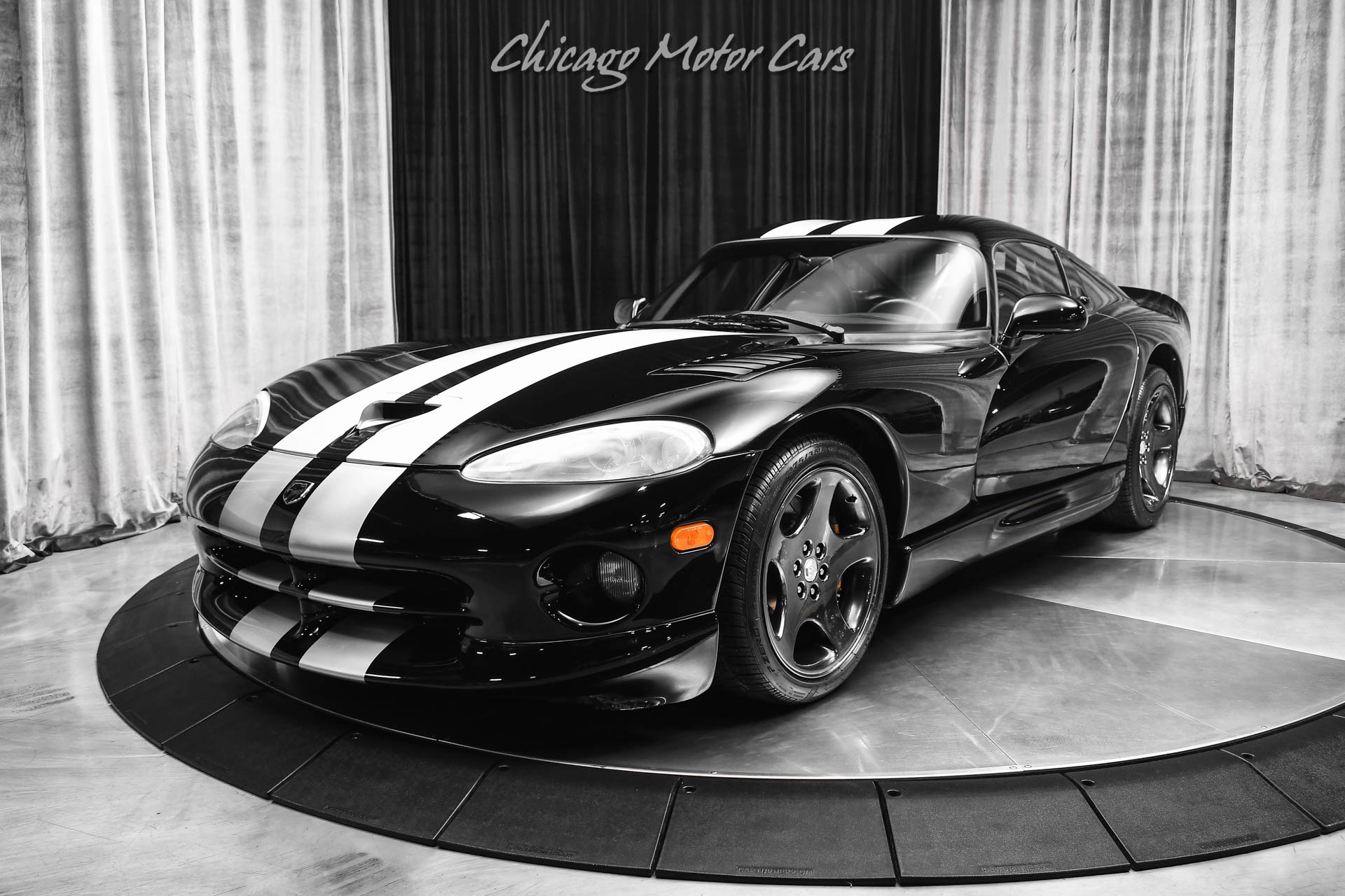 Used-2000-Dodge-Viper-GTS-Only-24k-Miles-500HP-6-Speed-Manual-Hot-Color-Combo