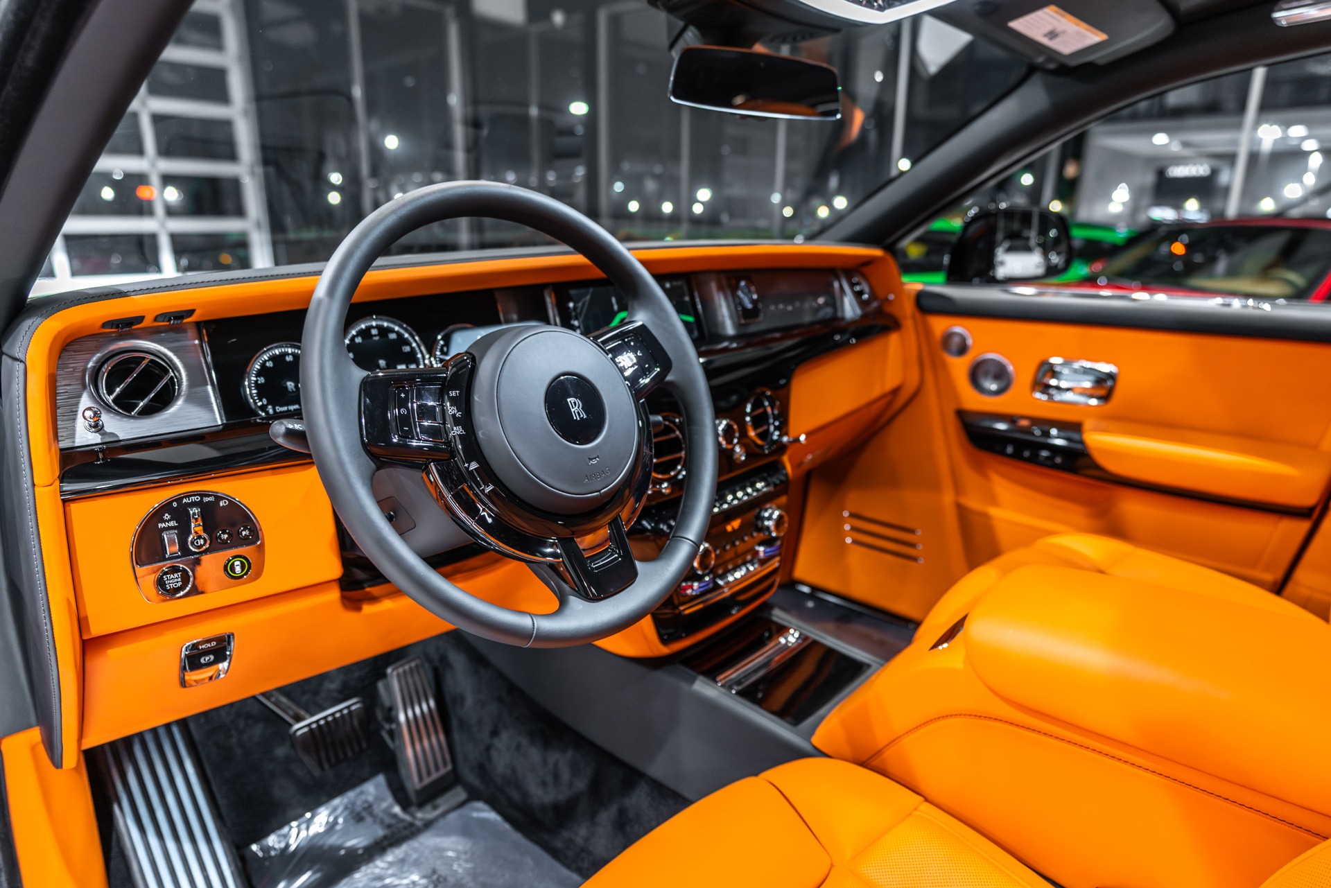 2023 MANSORY Rolls-Royce Phantom - Sound, Interior and Exterior 