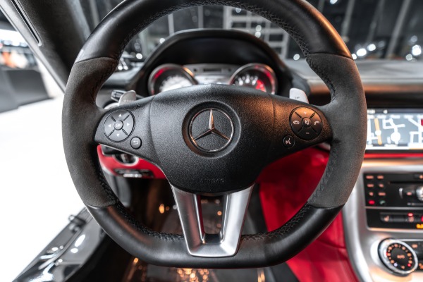 Used-2012-Mercedes-Benz-SLS-AMG-Gullwing-Coupe-LOW-Miles-AMG-Carbon-Ceramic-HOT-Spec-Exclusive-Interior