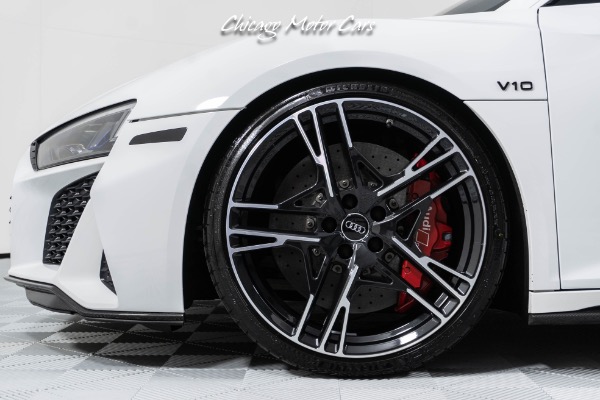 Used 2020 Audi R8 5.2 quattro V10 PERFORMANCE SPORT SEATS BANG & OLUFSEN CARBON FIBER! LOADED!! for sale Sold at Chicago Motor Cars in West Chicago IL 60185 4