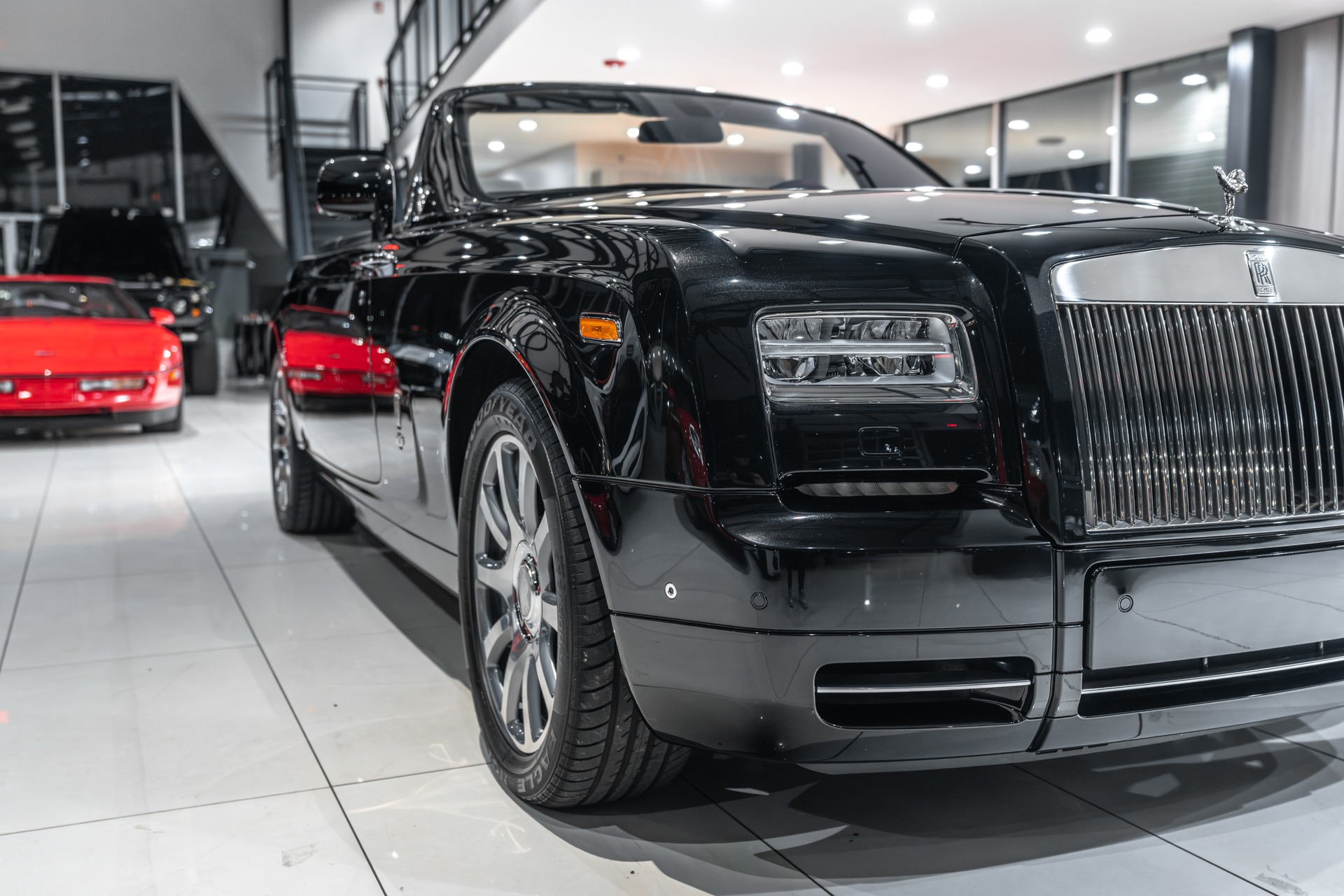 Used-2013-Rolls-Royce-Phantom-Drophead-Convertible-2-Year-Rolls-Royce-Warranty-Piano-Black-Veneers-LOADED-Perfect