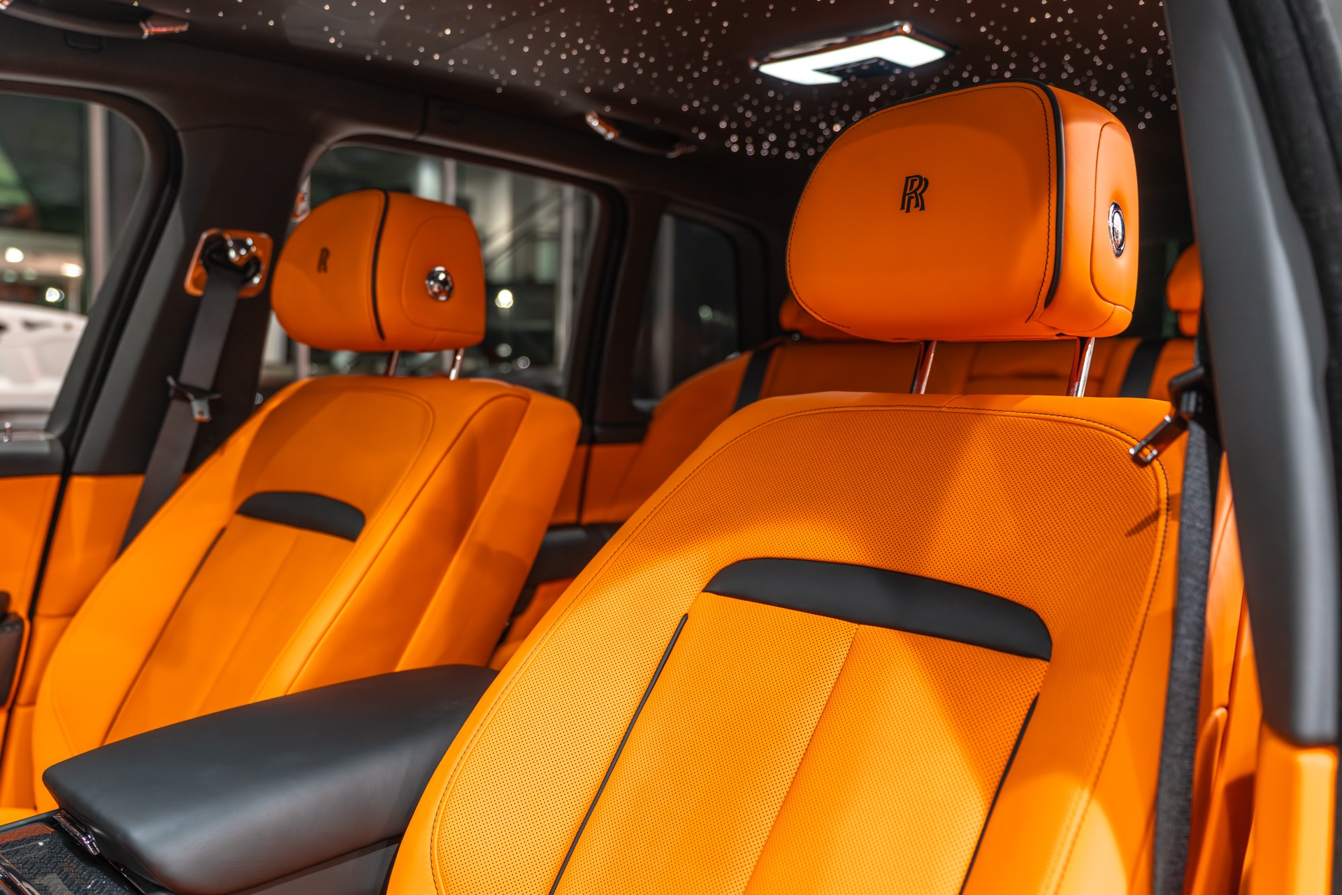 Used 2023 Rolls-Royce Cullinan Black Badge Original MSRP $491,750+ Mandarin  Orange Interior Carbon FIBER! For Sale (Special Pricing)
