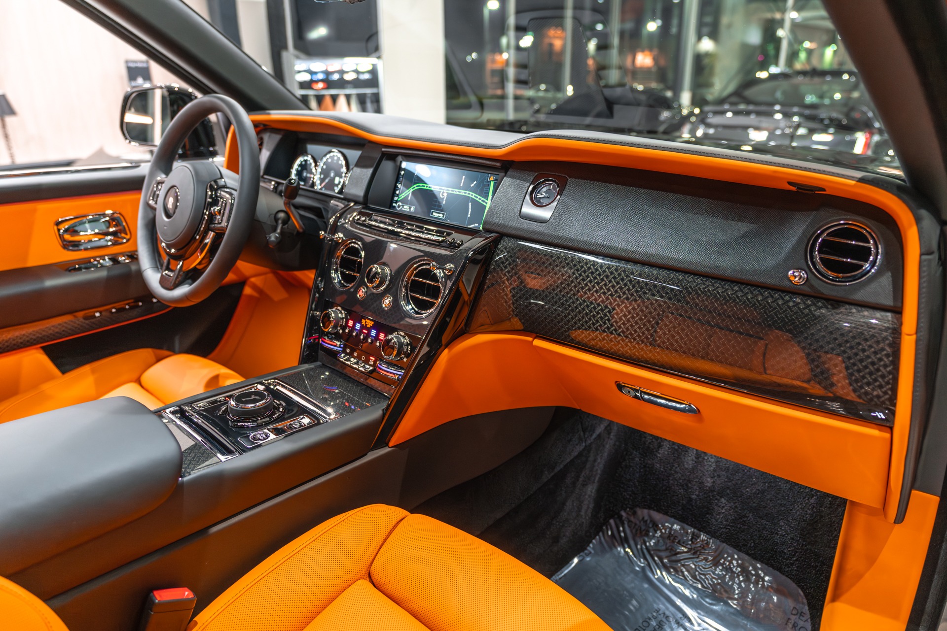 Used-2023-Rolls-Royce-Cullinan-Black-Badge-Original-MSRP-491750-Mandarin-Orange-Interior-Carbon-FIBER