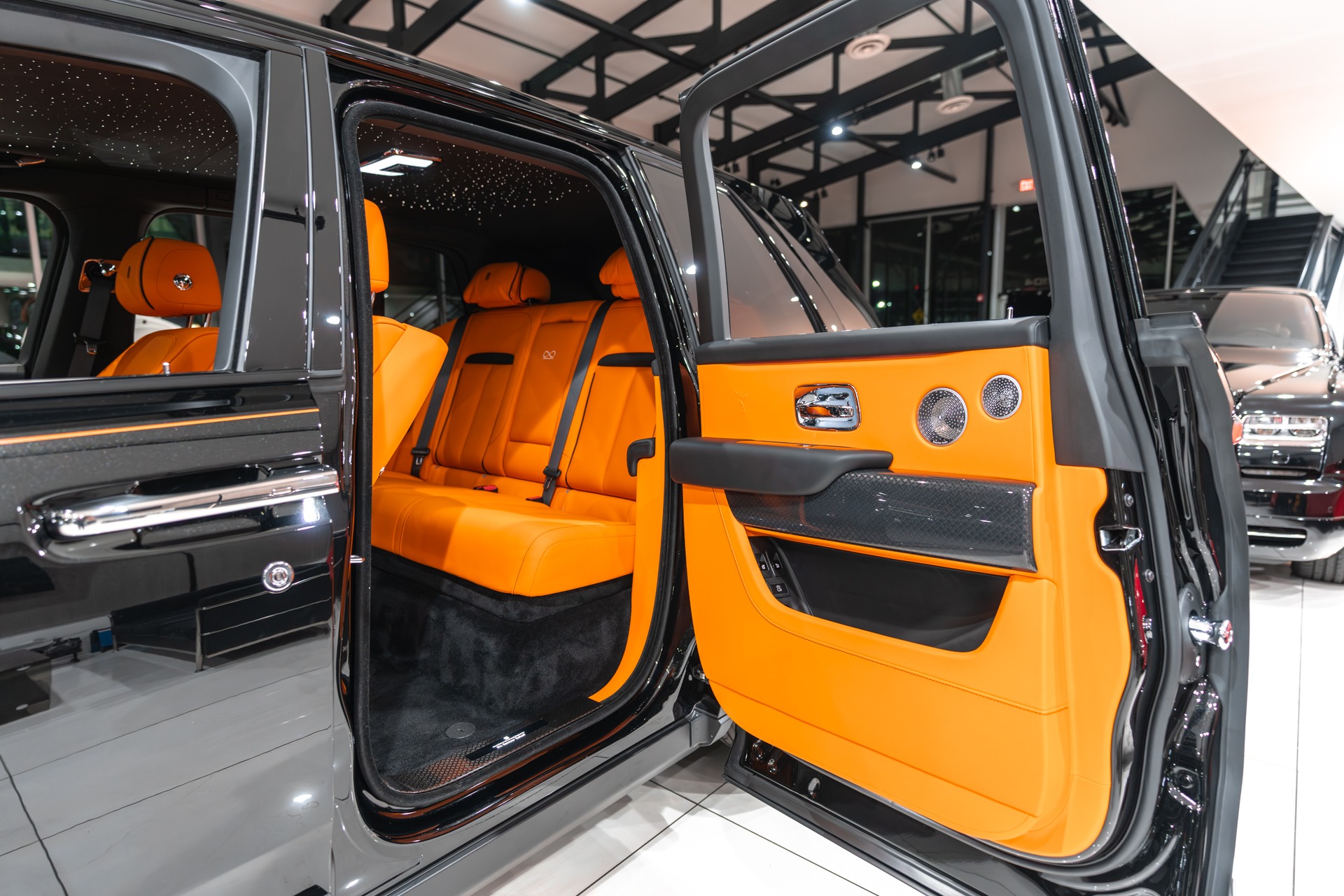 Used-2023-Rolls-Royce-Cullinan-Black-Badge-Original-MSRP-491750-Mandarin-Orange-Interior-Carbon-FIBER