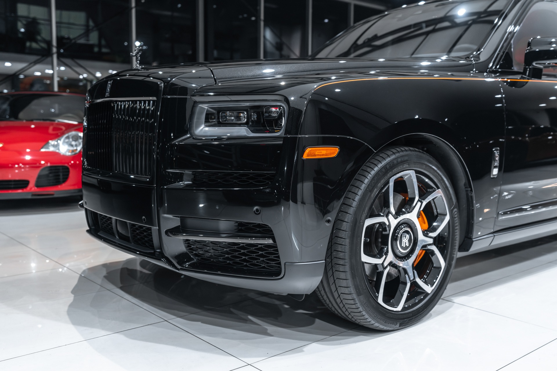 Used-2023-Rolls-Royce-Cullinan-Black-Badge-Original-MSRP-491750-Mandarin-Orange-Interior-Carbon-FIBER