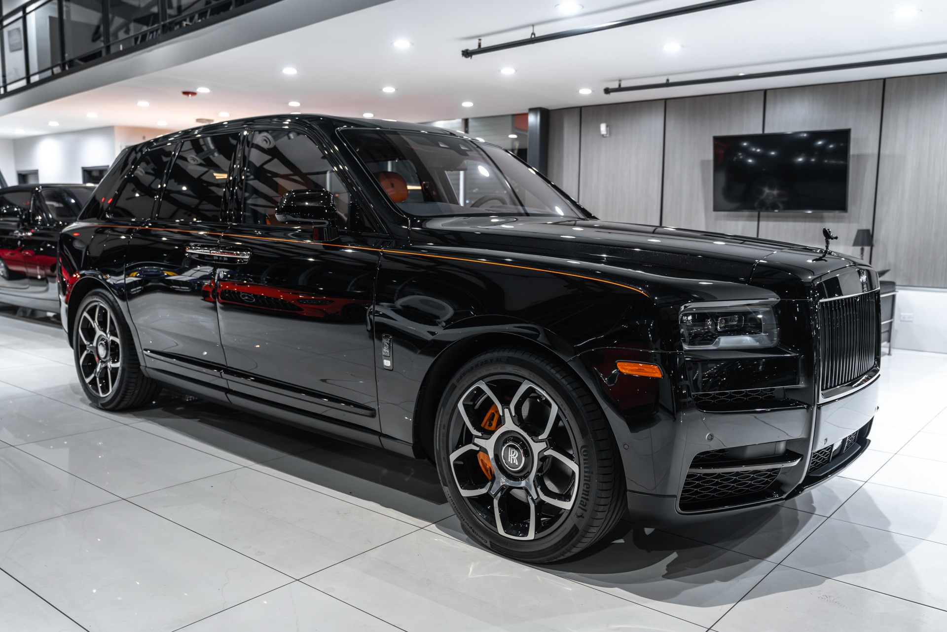 Full vehicle details of 2023 Rolls-Royce Cullinan Black Badge Cullinan  Diamond Black Black Black Badge Technical Fibre Veneer available for sale  at Rolls-Royce Motor Cars Denver 1850 Lucent CourtHighlands Ranch,CO for  €452,981