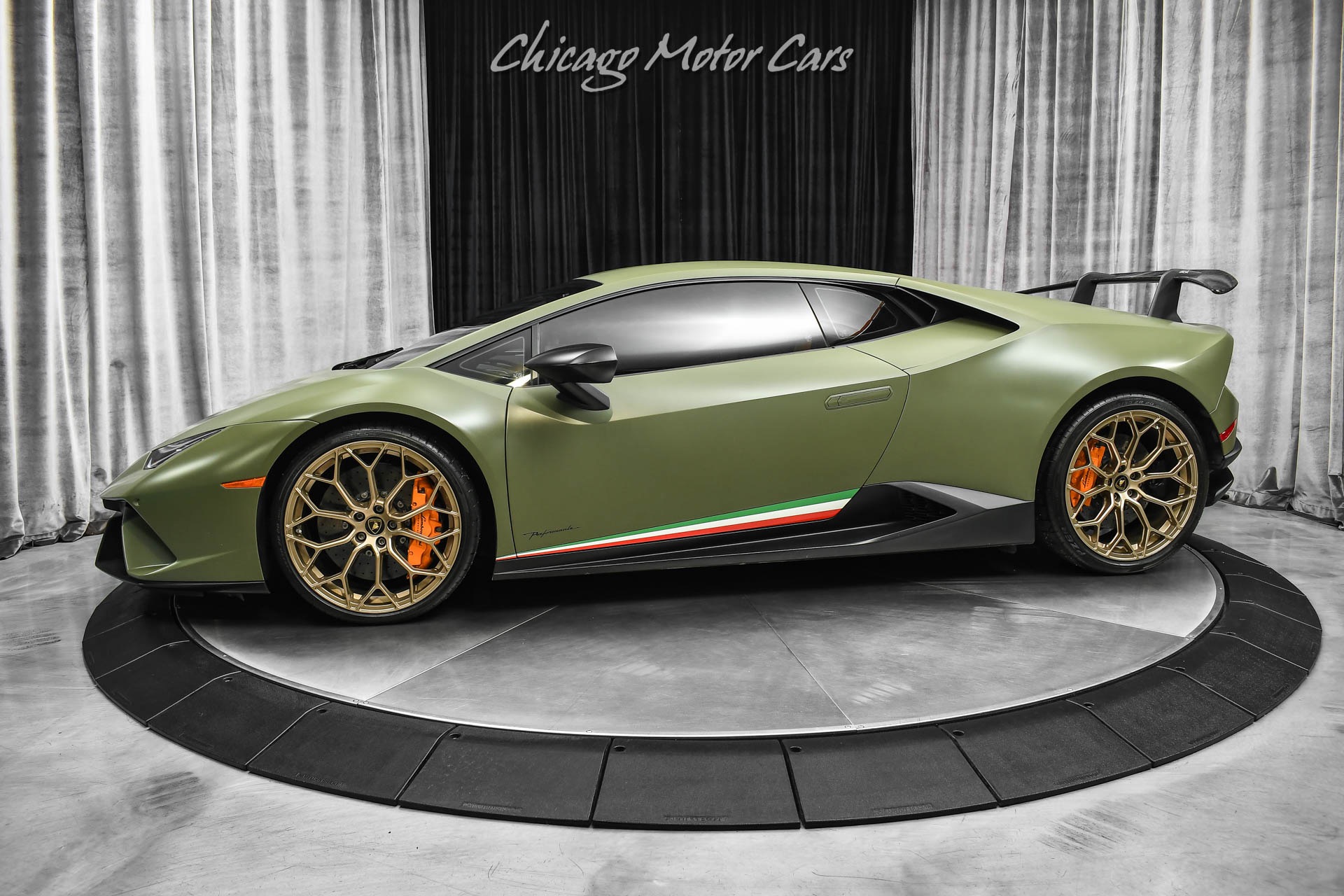 Used 2018 Lamborghini Huracan LP640-4 Performante AD Personam Exterior & Interior! RARE Spec! LOADED! for sale Sold at Chicago Motor Cars in West Chicago IL 60185 1