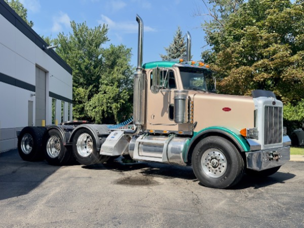 Used 2001 Peterbilt 378 heavy-haul tri-axle Day-Cab - Cat C16 - 625 HP - 18 Speed Manual for sale Sold at Chicago Motor Cars in West Chicago IL 60185 3