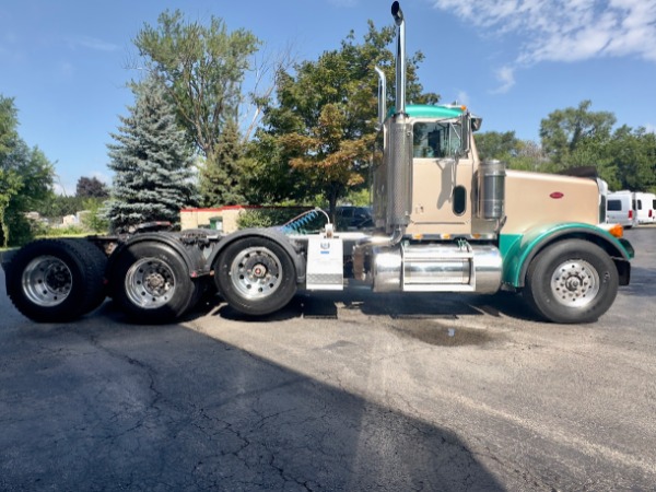 Used 2001 Peterbilt 378 heavy-haul tri-axle Day-Cab - Cat C16 - 625 HP - 18 Speed Manual for sale Sold at Chicago Motor Cars in West Chicago IL 60185 4