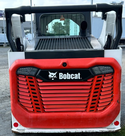 Used-2021-Bobcat-T64-Skidsteer