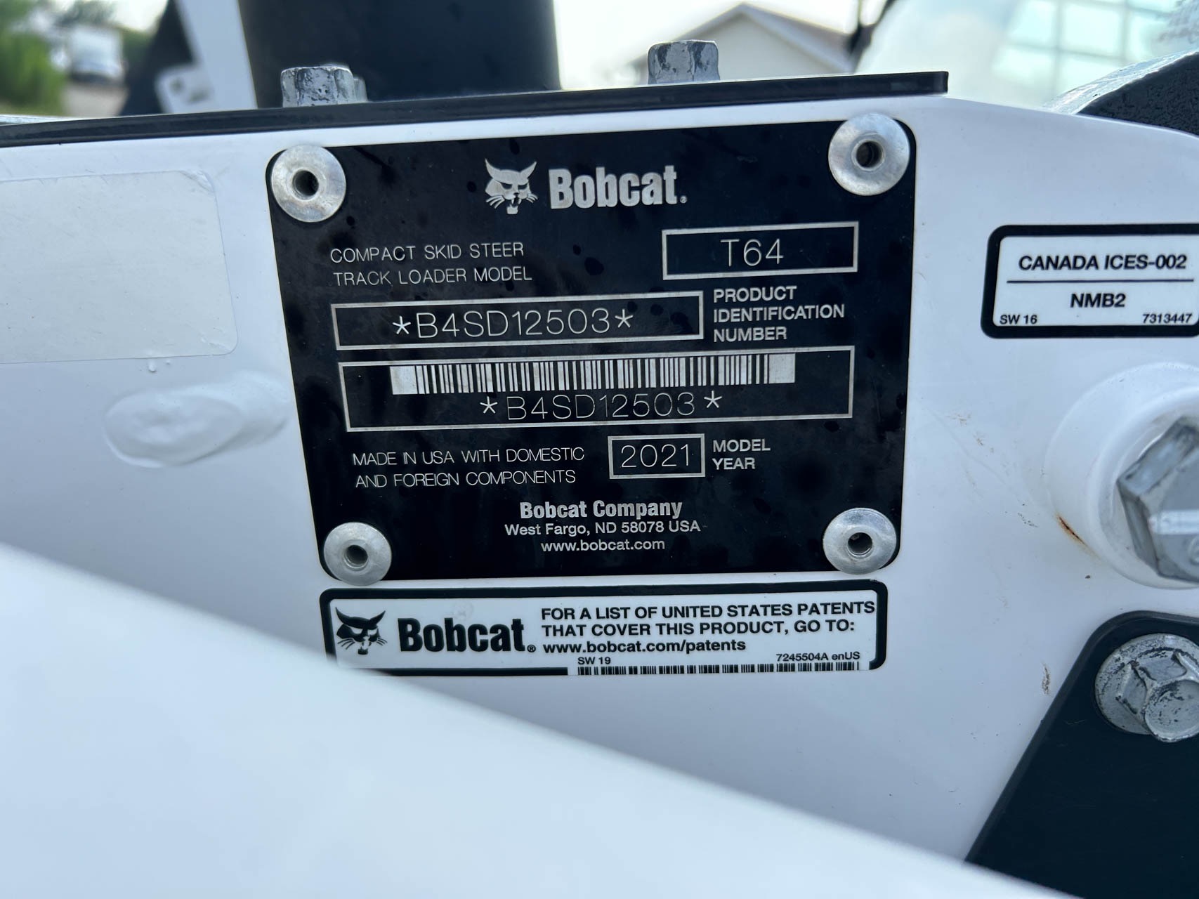Used-2021-Bobcat-T64-Skidsteer