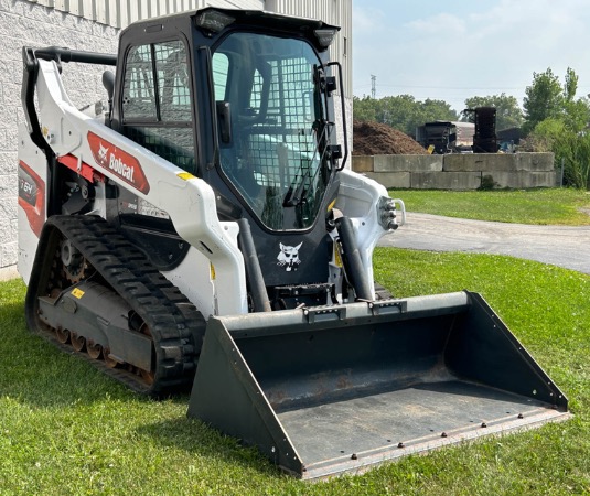 Used 2021 Bobcat T64 Skidsteer for sale Sold at Chicago Motor Cars in West Chicago IL 60185 3