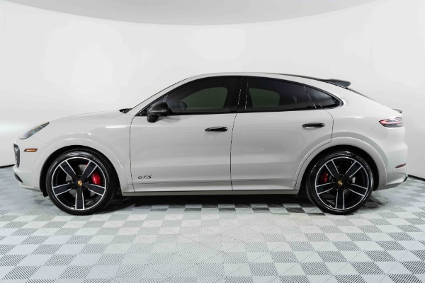 Used 2022 Porsche Cayenne GTS 1 OWNER! DESIRED SPEC! CHALK ON RED! LOADED! for sale Sold at Chicago Motor Cars in West Chicago IL 60185 2