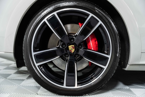 Used 2022 Porsche Cayenne GTS 1 OWNER! DESIRED SPEC! CHALK ON RED! LOADED! for sale Sold at Chicago Motor Cars in West Chicago IL 60185 3