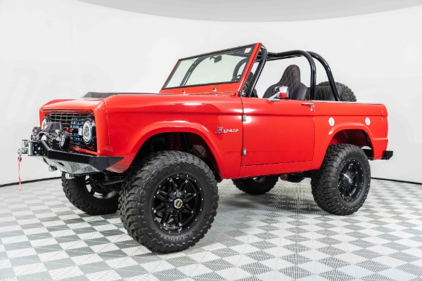 Used 1967 Ford Bronco Fully Restored Classic! No Expenses Spared! Custom Leather Interior! for sale Sold at Chicago Motor Cars in West Chicago IL 60185 1