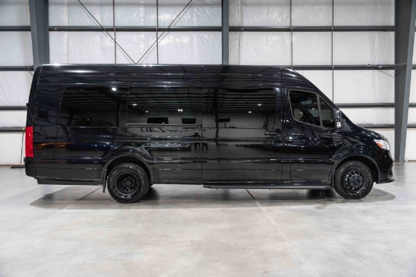 Used 2021 Mercedes-Benz Sprinter 3500 Executive Build! Low Miles! Bathroom! TV/DVD/Satellite/Wifi! Loaded! for sale Sold at Chicago Motor Cars in West Chicago IL 60185 4