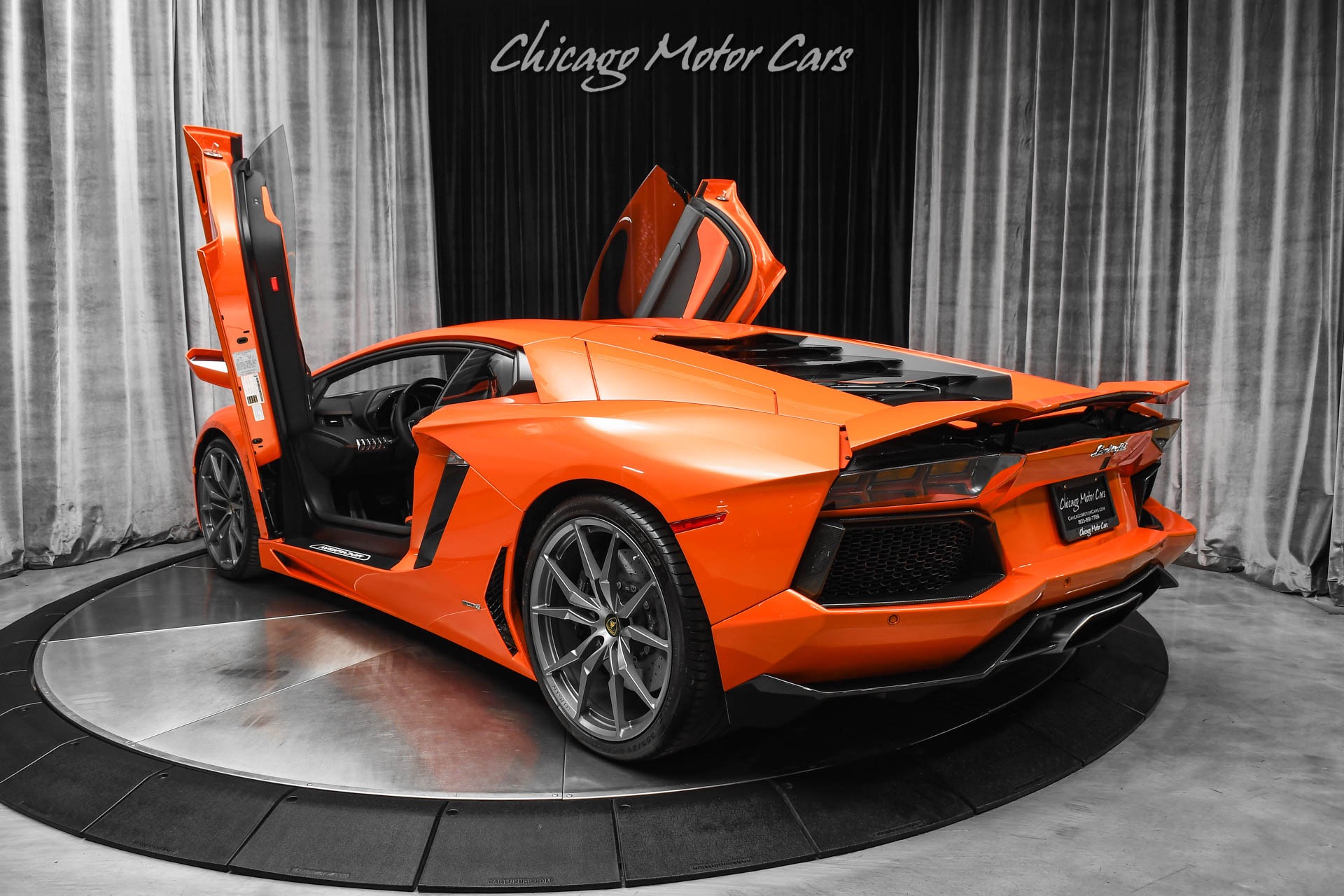 Used-2015-Lamborghini-Aventador-LP700-4-Coupe-Carbon-Fiber-InteriorExterior-Package-Arancio-Argos-Pearl