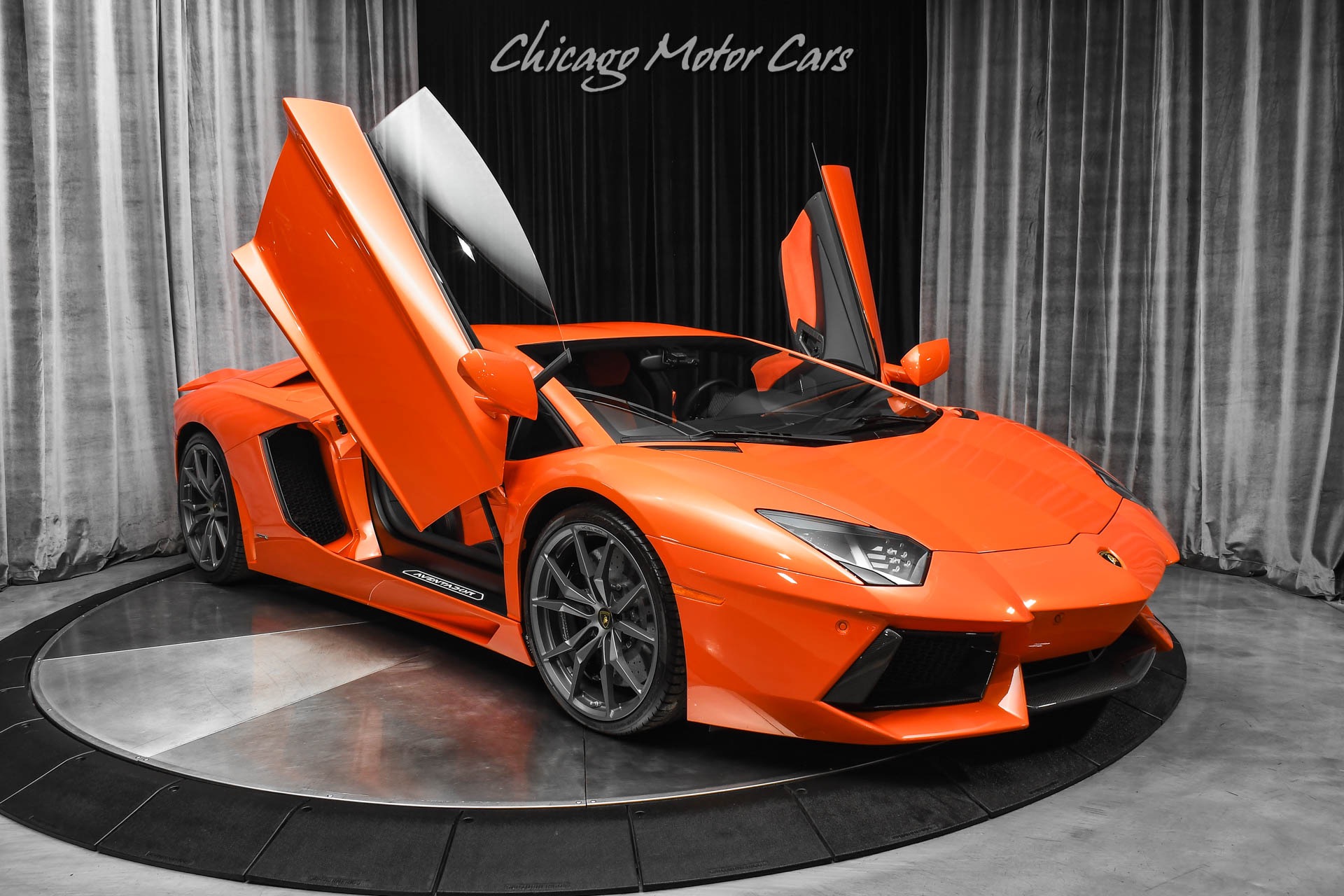 Used-2015-Lamborghini-Aventador-LP700-4-Coupe-Carbon-Fiber-InteriorExterior-Package-Arancio-Argos-Pearl