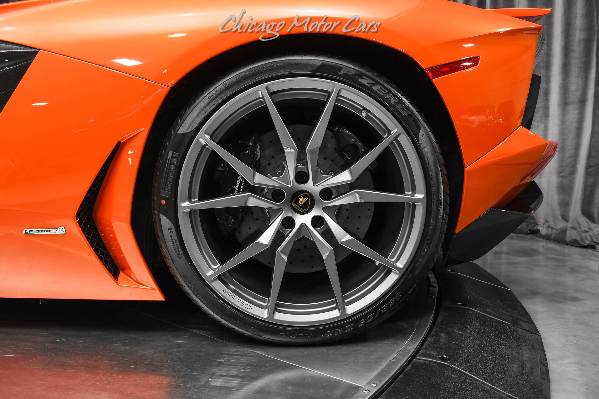 Used-2015-Lamborghini-Aventador-LP700-4-FULL-Front-PPF-Front-Lift-Upgraded-Wheels-Hot-Color-Combo