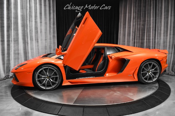 Used 2015 Lamborghini Aventador LP700-4 Coupe Only 8K Miles! Carbon Fiber Interior/Exterior Package! Loaded for sale Sold at Chicago Motor Cars in West Chicago IL 60185 1