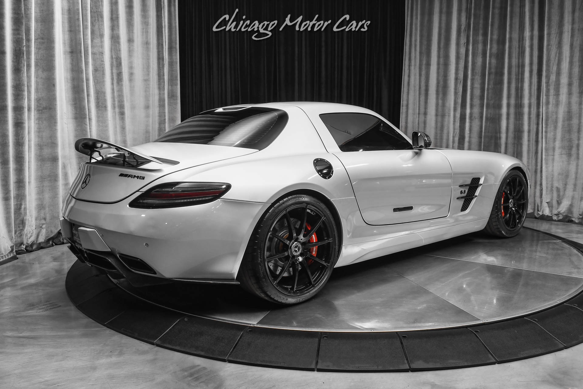 Used-2011-Mercedes-Benz-SLS-AMG-Gullwing-Coupe-RARE-HOT-Spec-TONS-of-Carbon-AMG-Suspension