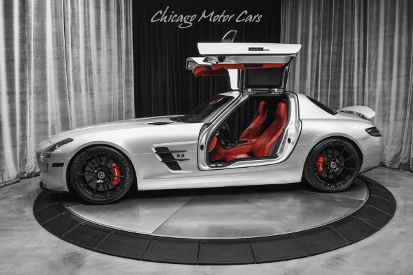 Used 2011 Mercedes-Benz SLS AMG Gullwing Coupe RARE! HOT Spec! TONS of Carbon Fiber! AMG Suspension! for sale Sold at Chicago Motor Cars in West Chicago IL 60185 1