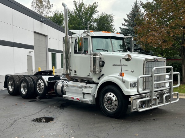 Used 2019 Western Star 4900FA 8x4 Tri/a Day Cab for sale Sold at Chicago Motor Cars in West Chicago IL 60185 3