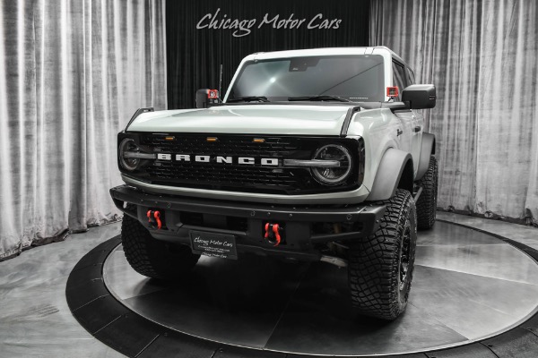 Used 2022 Ford Bronco Wildtrak Advanced Upgraded MBRP Exhaust Hard Top Leather Lifted 3400 Miles for sale Sold at Chicago Motor Cars in West Chicago IL 60185 2