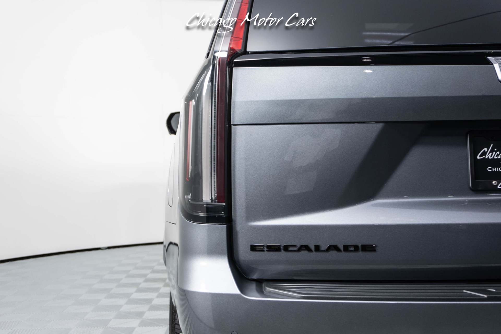 Used-2021-Cadillac-Escalade-Sport-Super-Cruise-Rear-Entertainment-Loaded