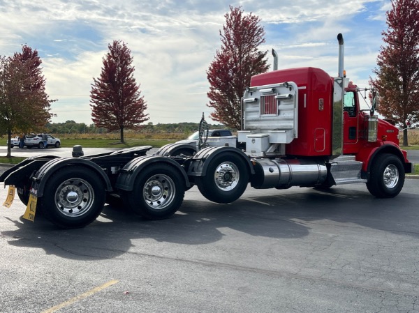 Used 2017 Kenworth T800 for sale Sold at Chicago Motor Cars in West Chicago IL 60185 5