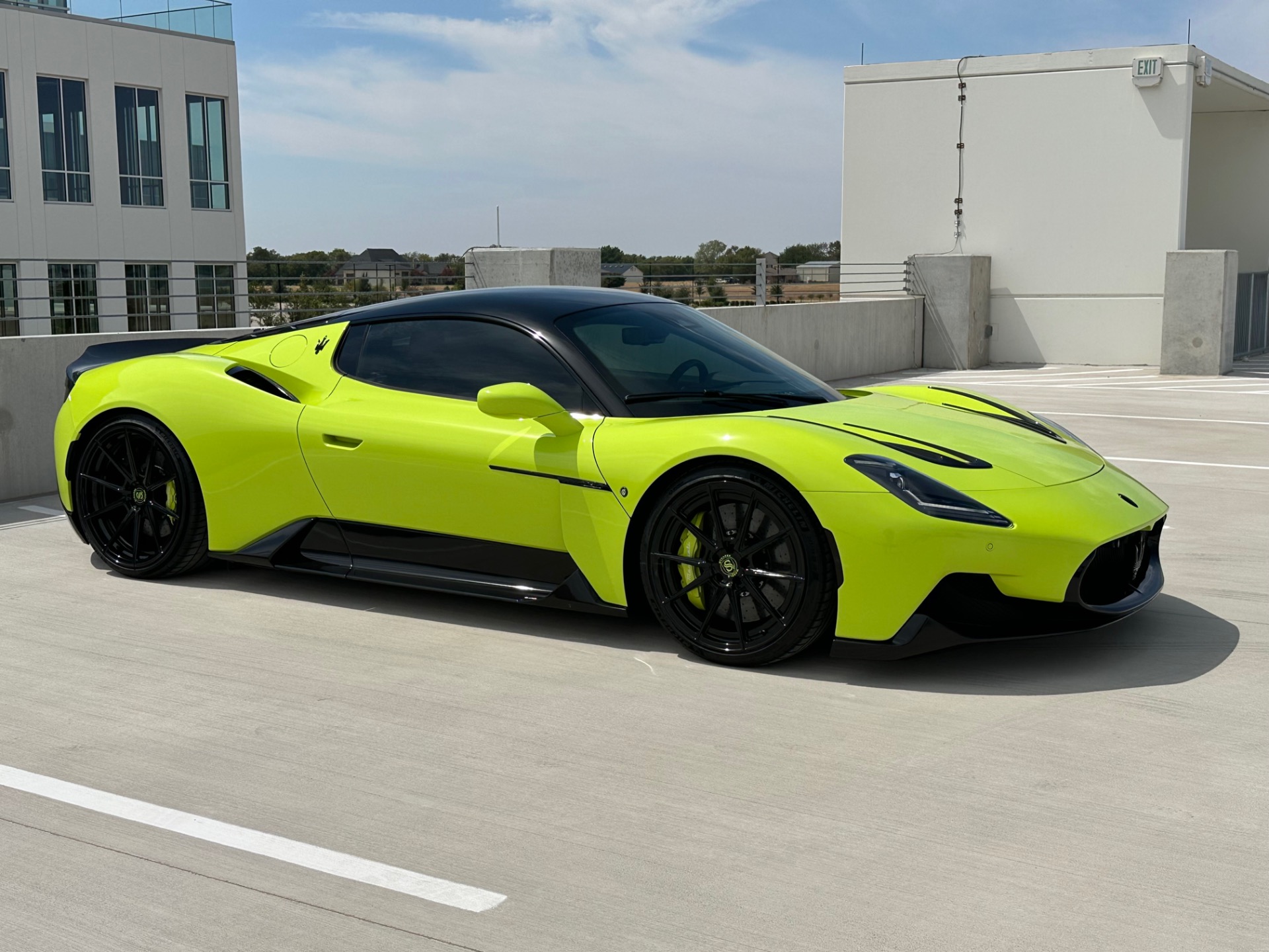 Used 2023 Maserati MC20 RARE Hypergreen! Novitec Springs! Carbon