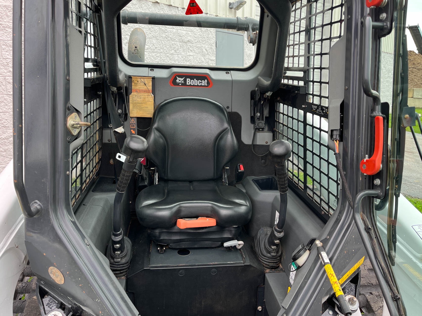 2021 BOBCAT T66 LOADER - Image 10