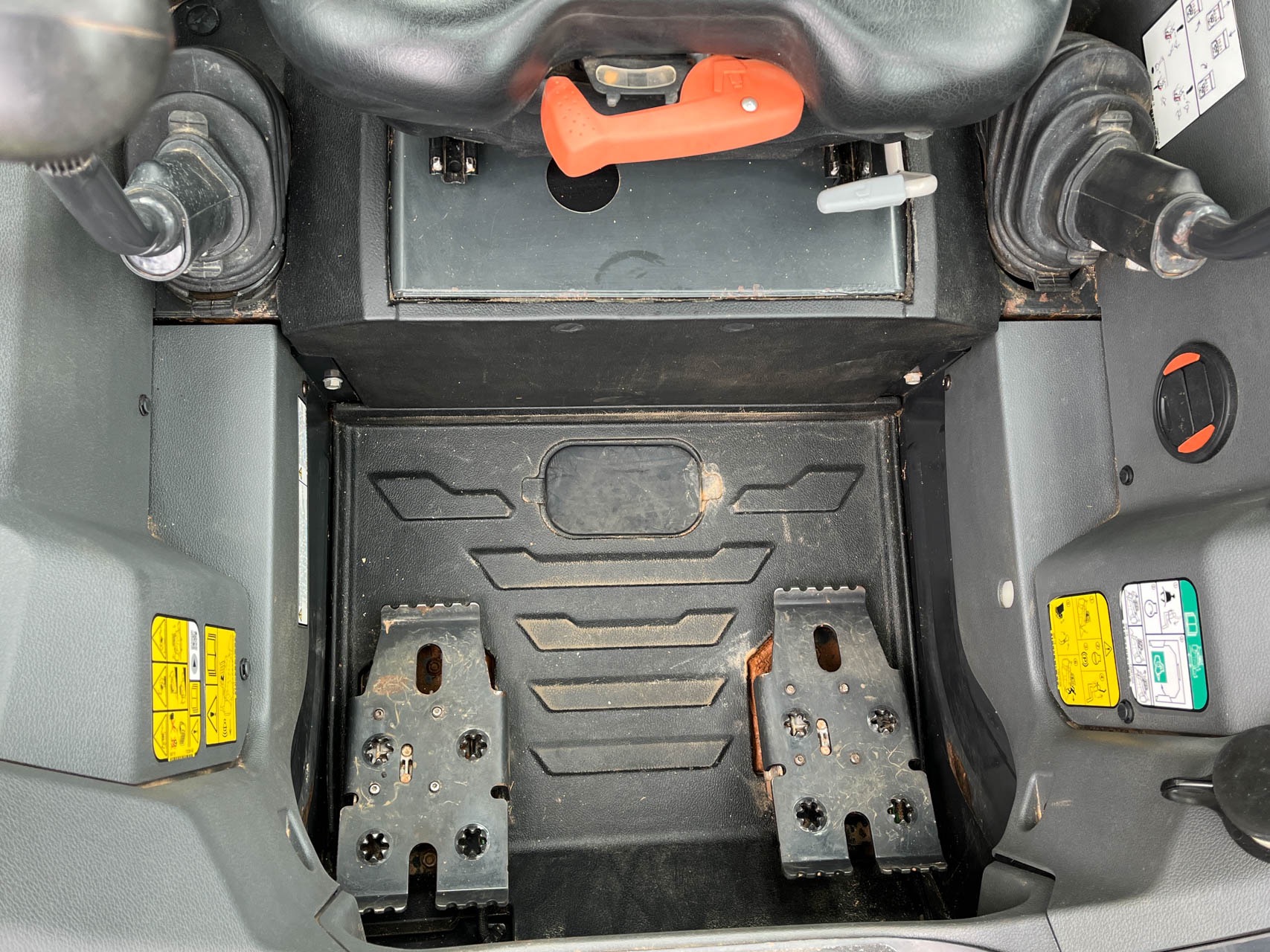 2021 BOBCAT T66 LOADER - Image 11