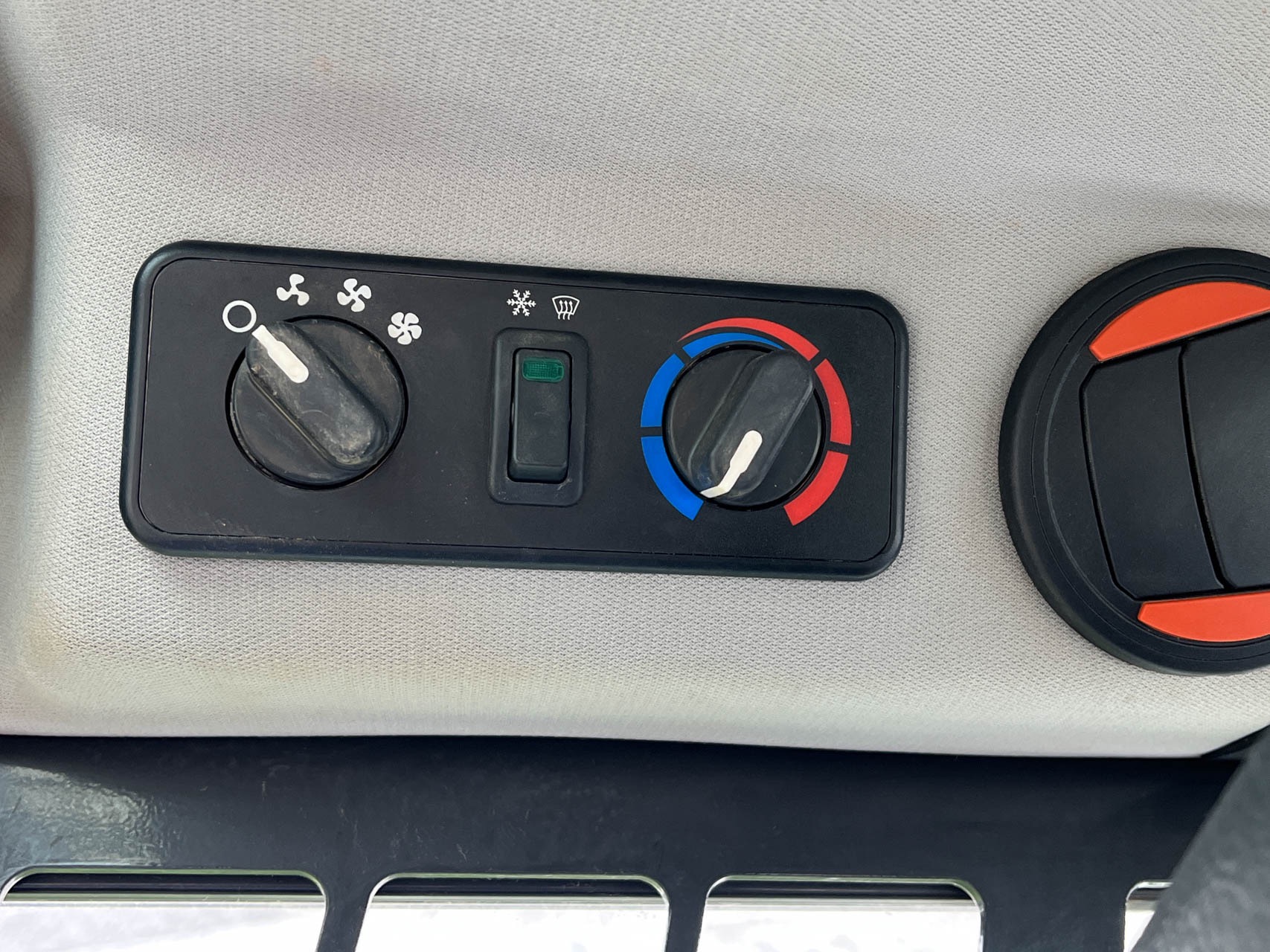 2021 BOBCAT T66 LOADER - Image 15